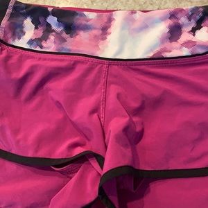 Lululemon size 4 speed shorts